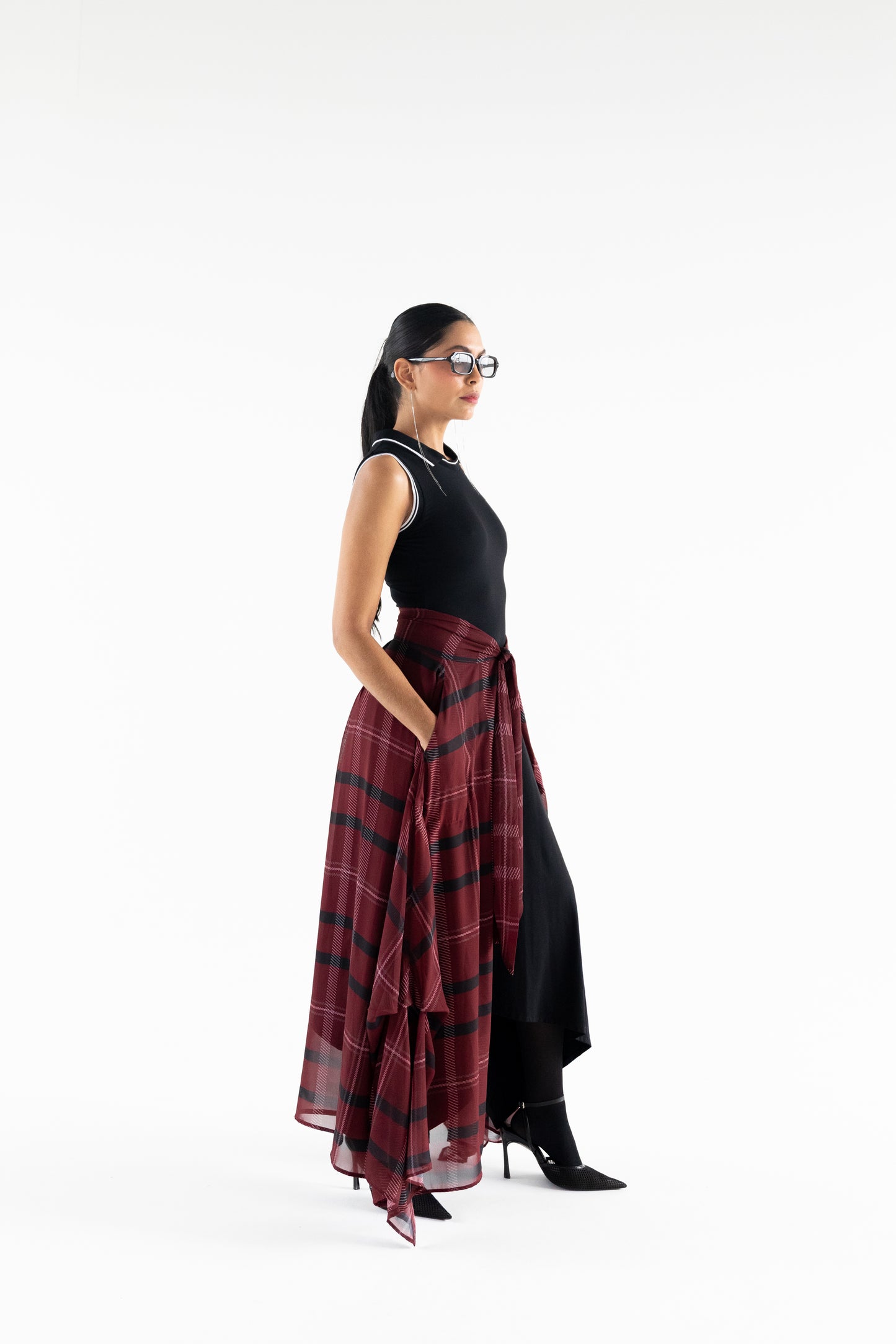 GARNET OVER SKIRT