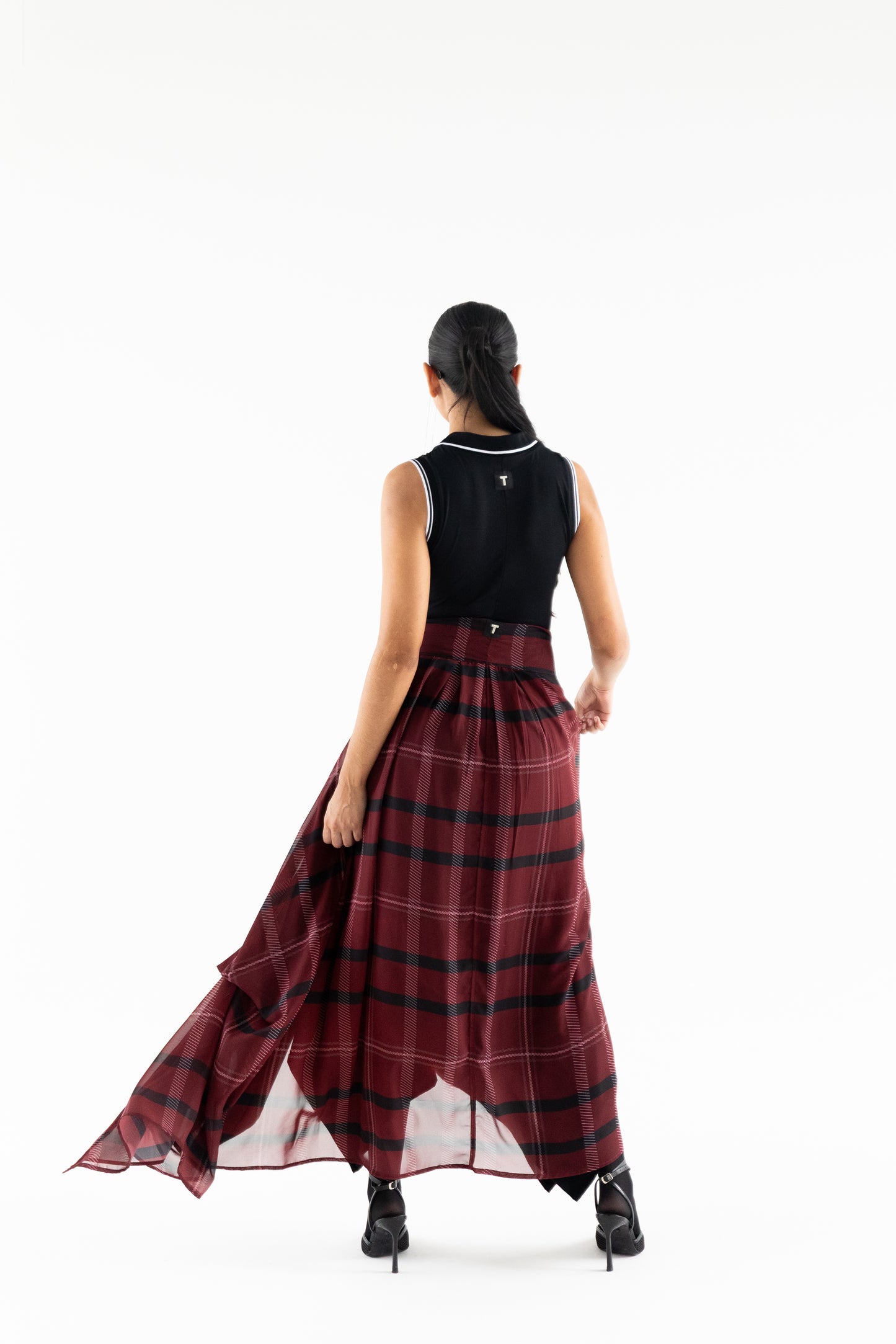 GARNET OVER SKIRT