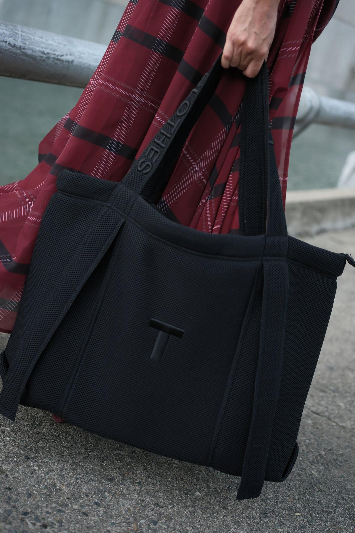 LIVE BAG