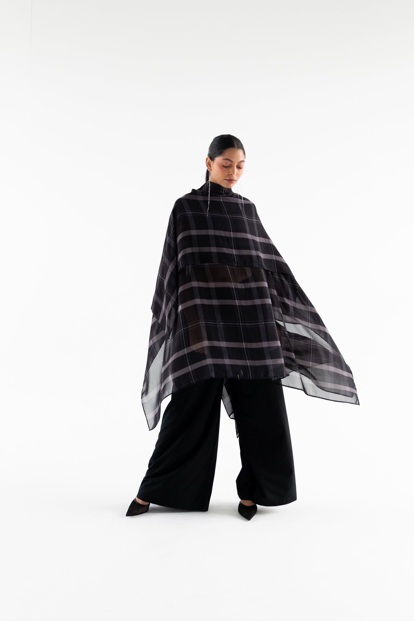 ONYX CAPE